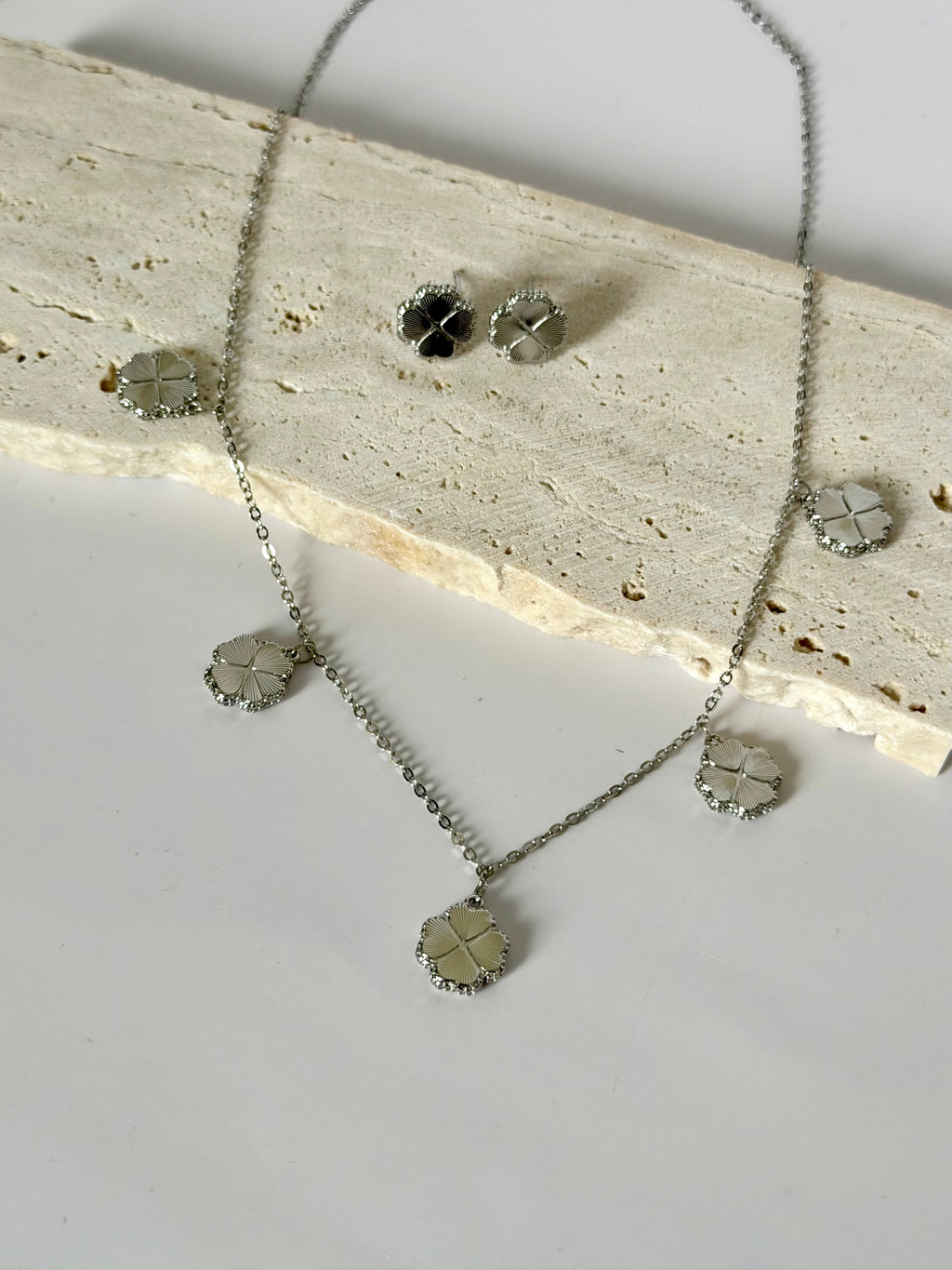 Clover Set