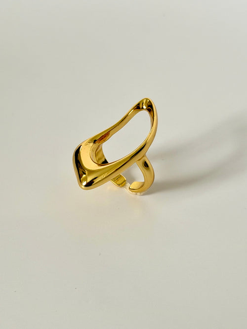 Alora gold ring by Nulax Jewellery
