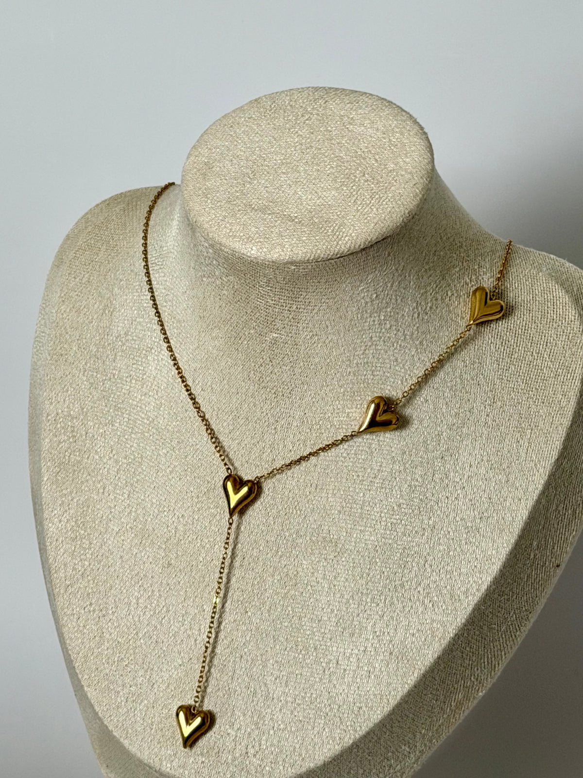 Amora Necklace