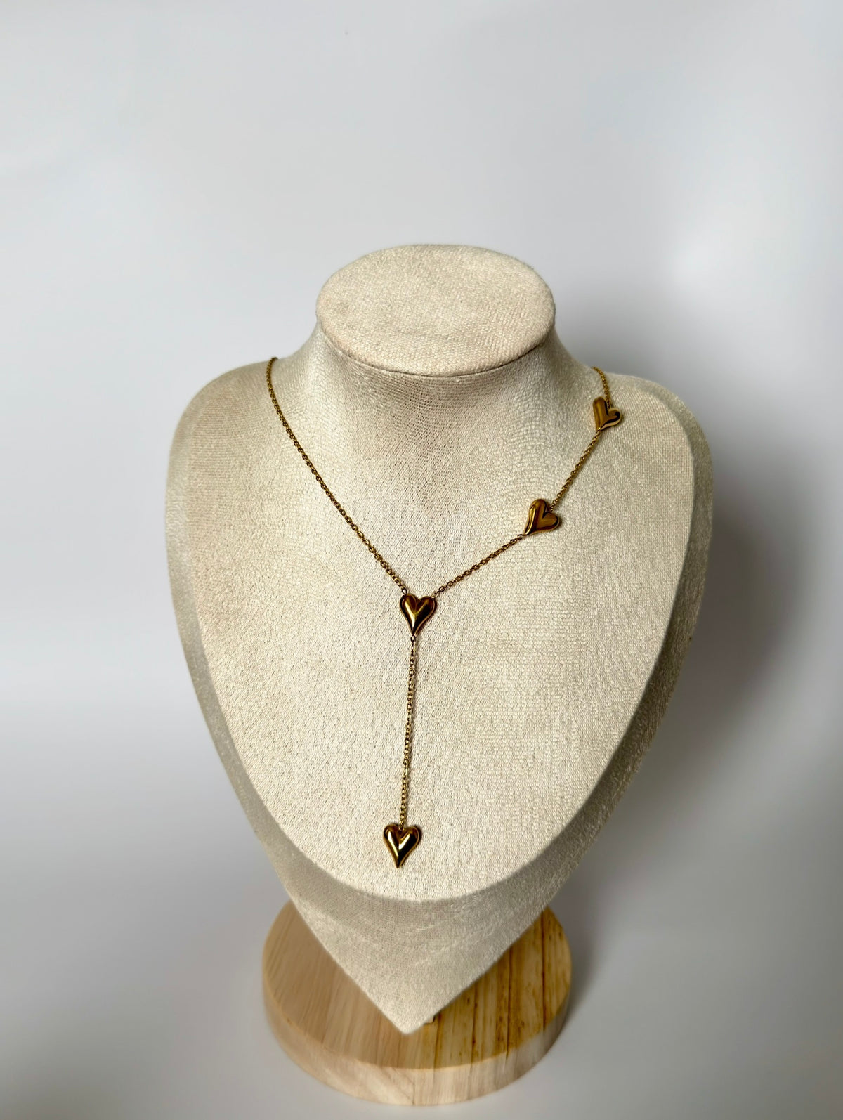 Amora Necklace