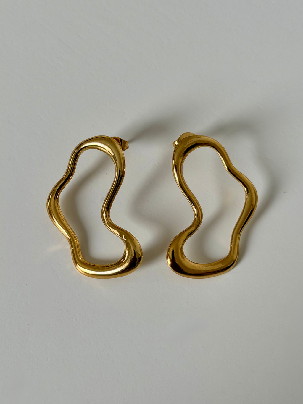 Sculpted Wave Hoops