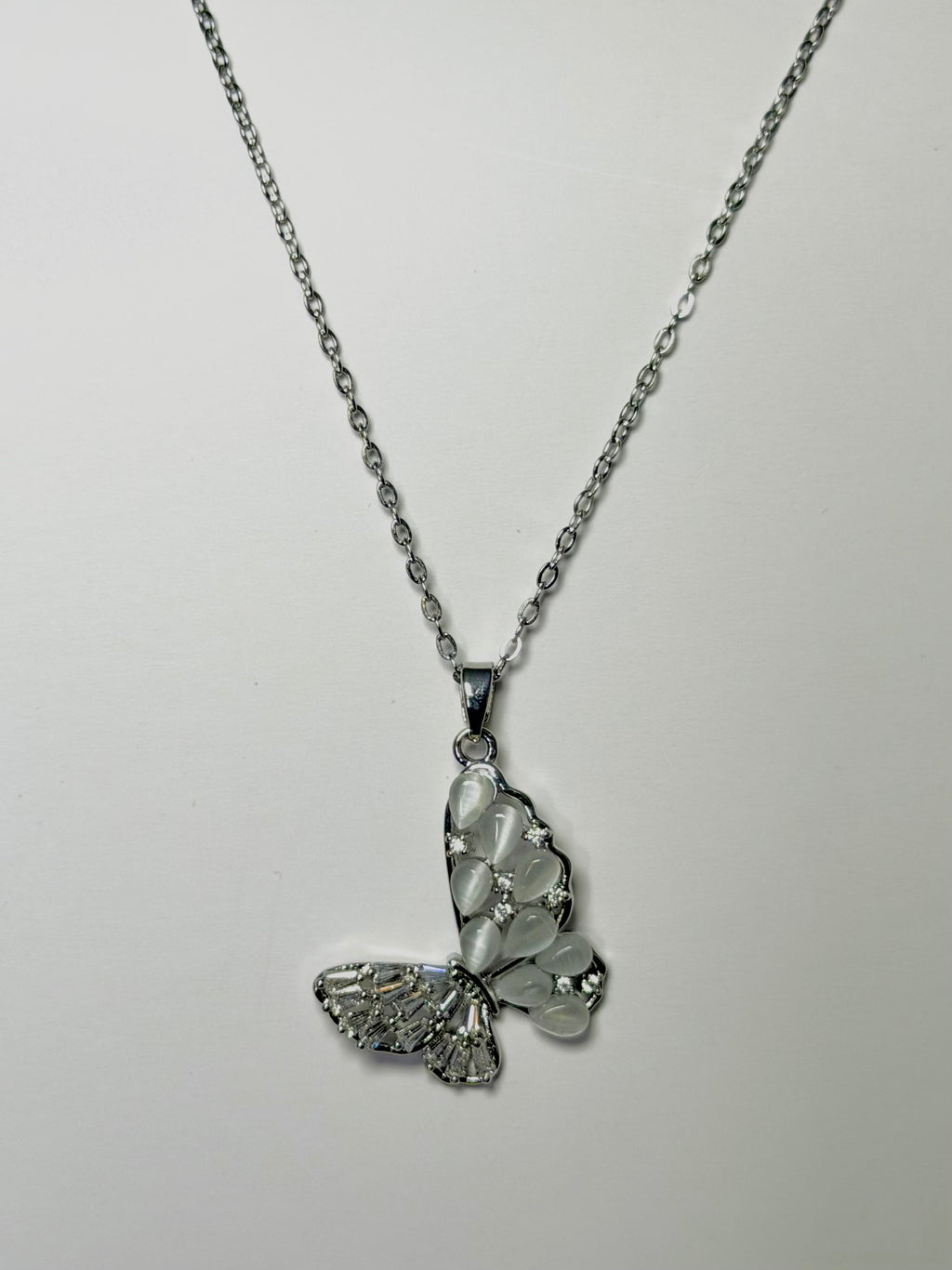 Mariposa Necklace