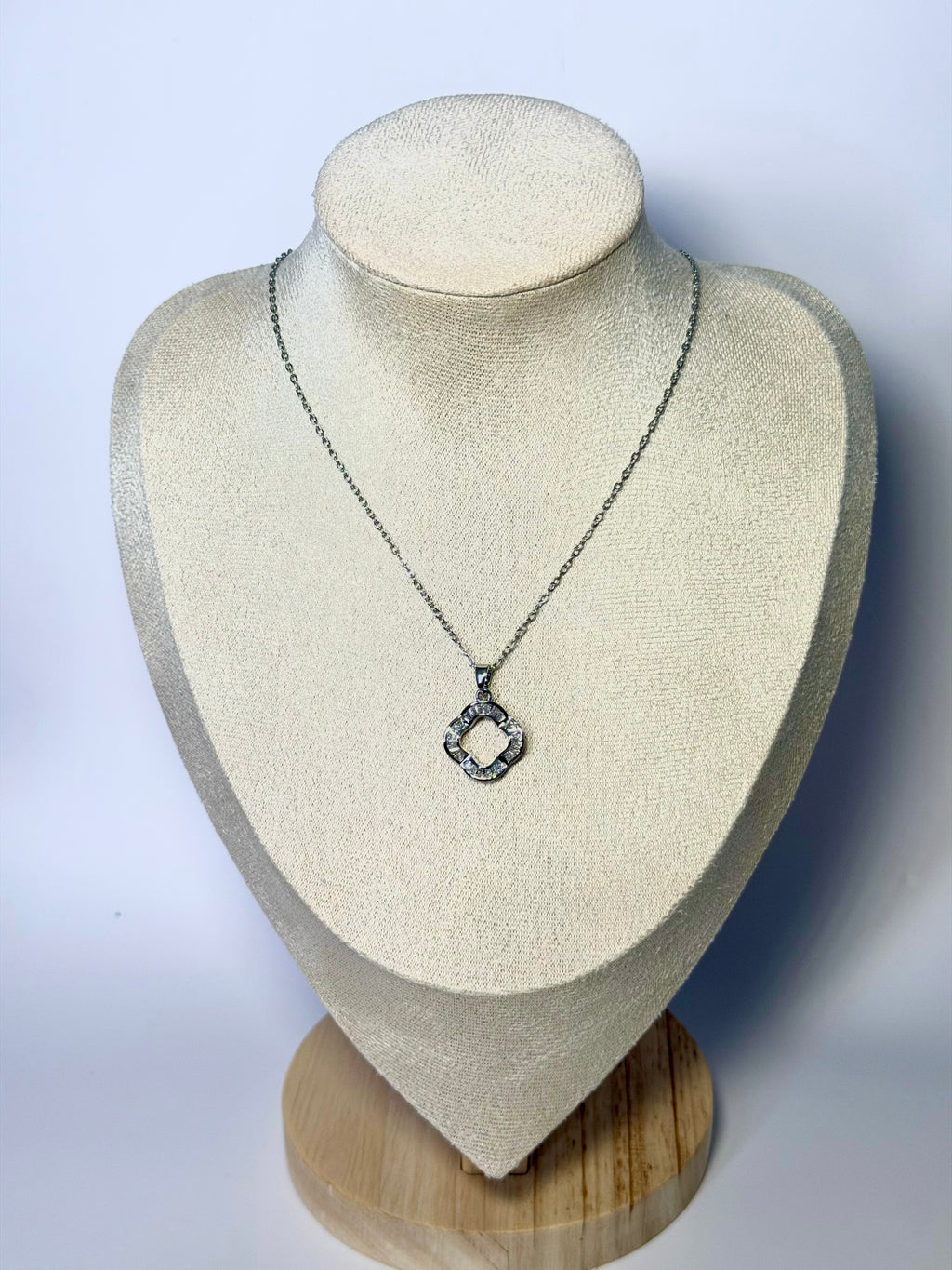 Zoya Necklace